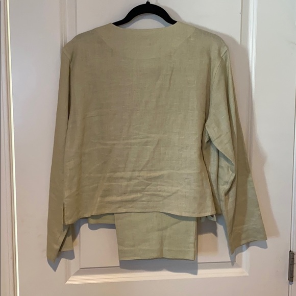 Express Pure Linen Pant Suit Set - Celery Green - Picture 4 of 12
